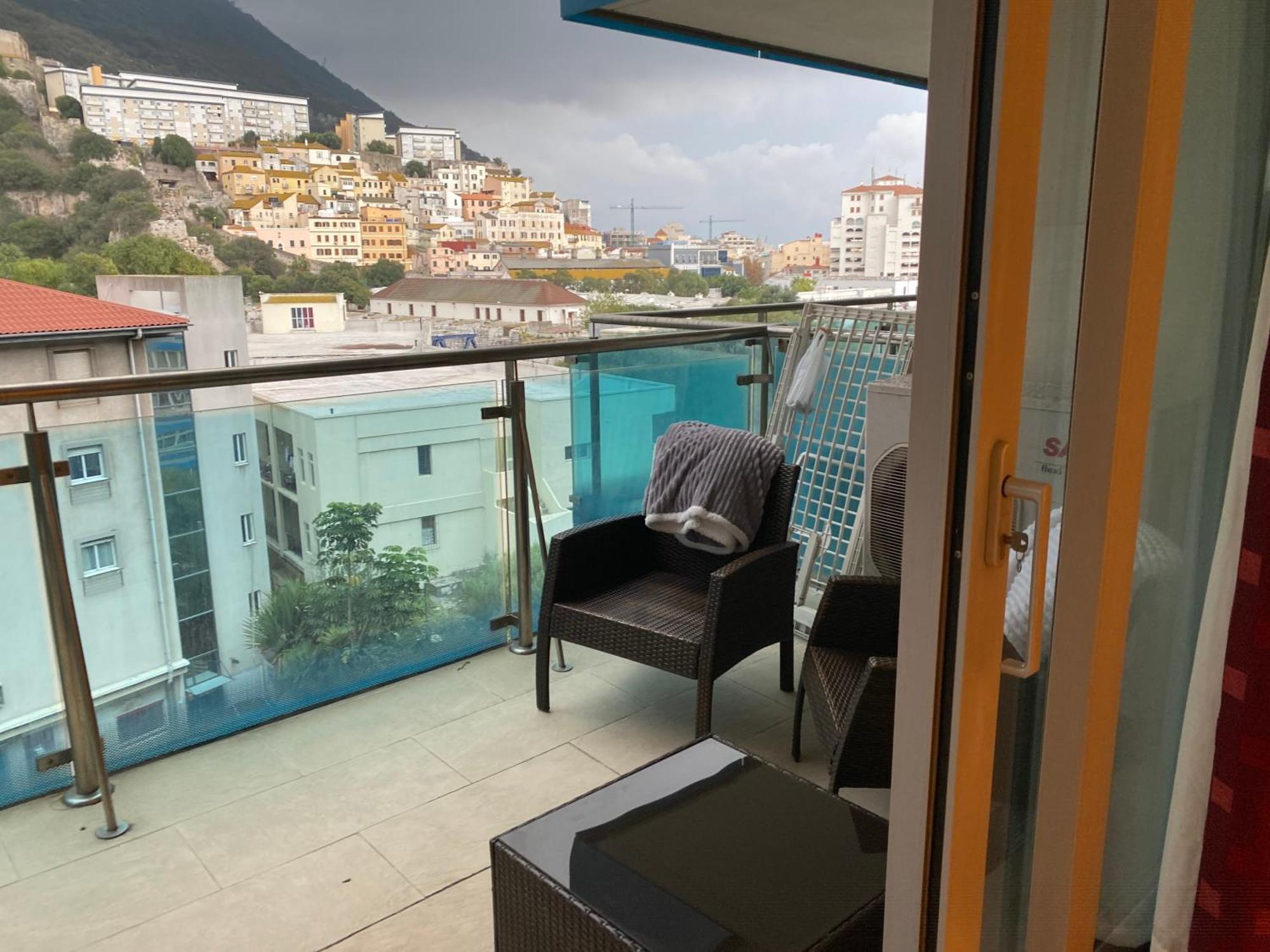 Swimming Pools Apartment In Ocean Village - 2 Bed 2 Bath Rock View 直布罗陀 外观 照片
